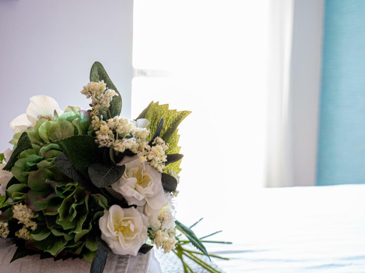 Malagueta Sunny Deluxe Apartment มาลากา ภายนอก รูปภาพ